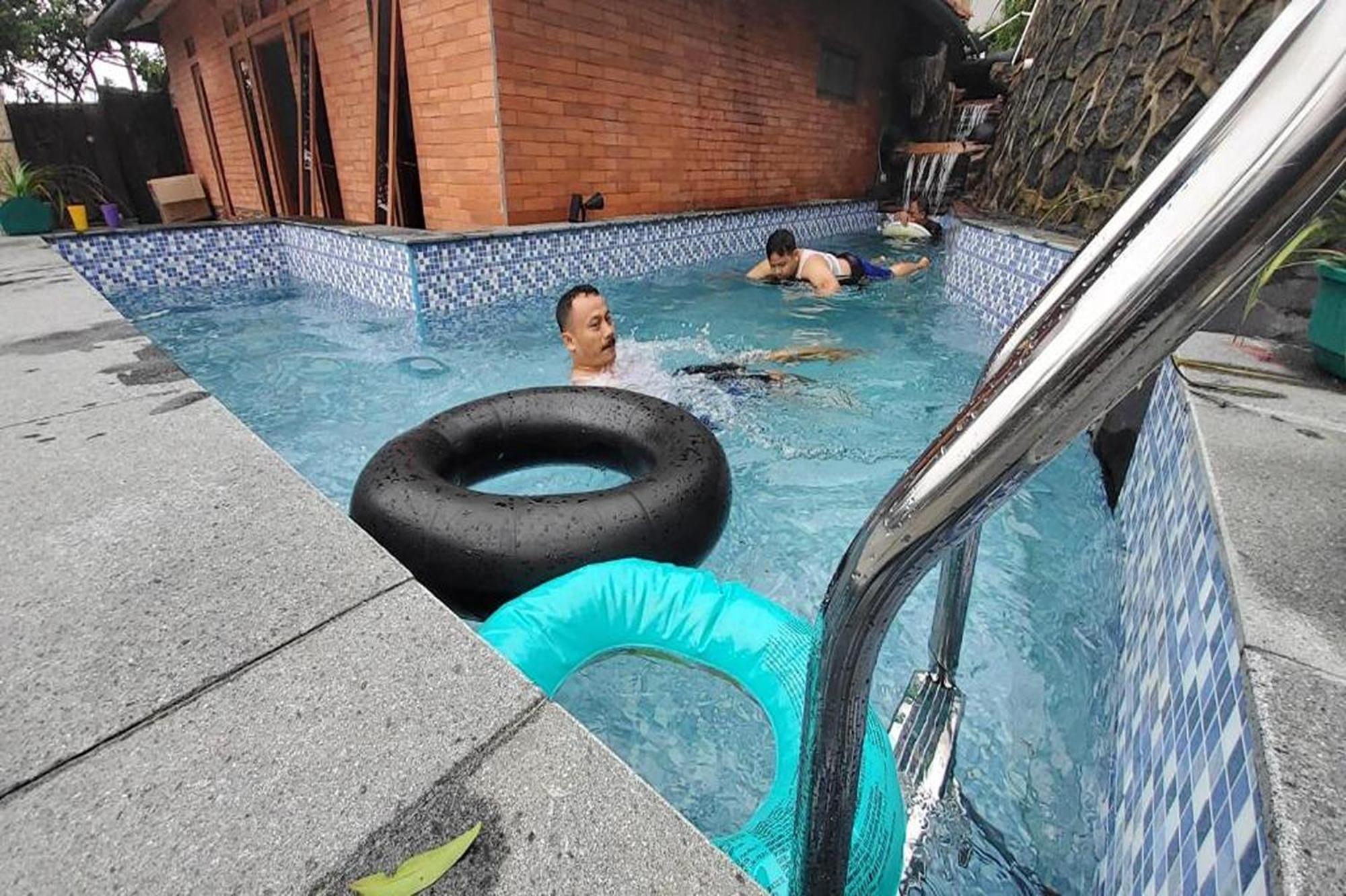 Villa Zoya 2 Pondok Cipaseban Exterior foto